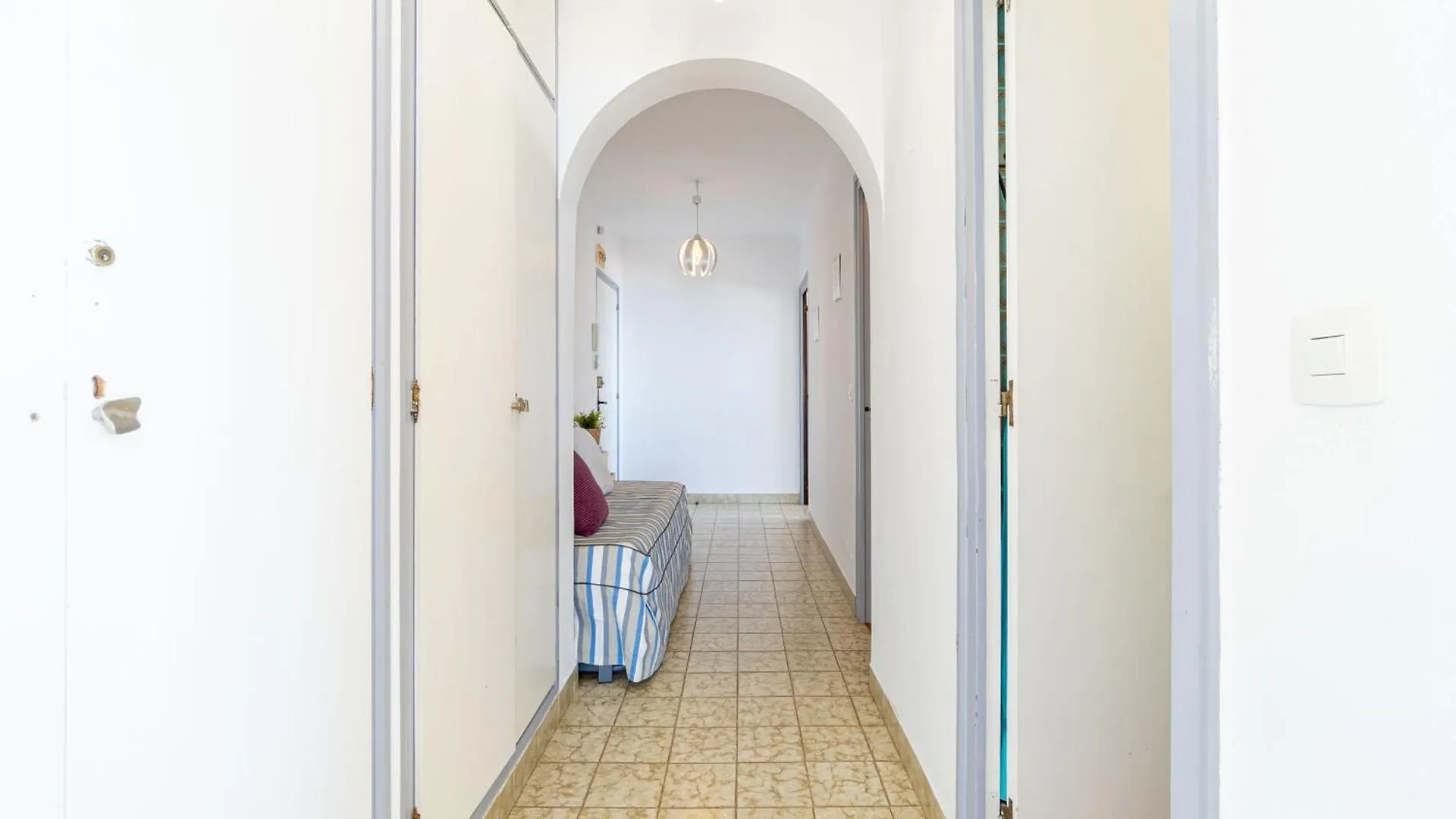 Basic Comfort Apartment Canigo 0030 Empuriabrava